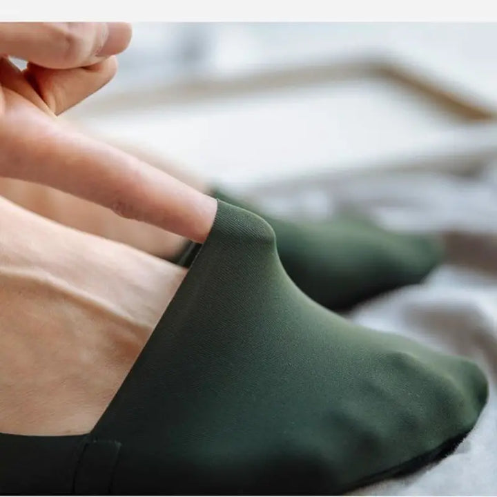 PREMIUM IMPORTED PLAIN NO-SHOW SOCKS