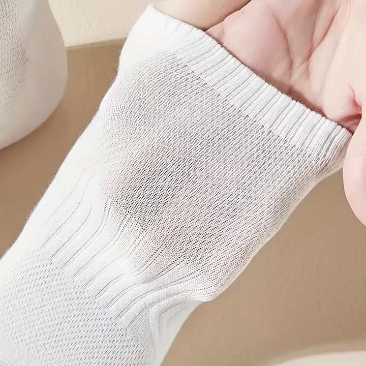 Ultra Grip Edition Socks